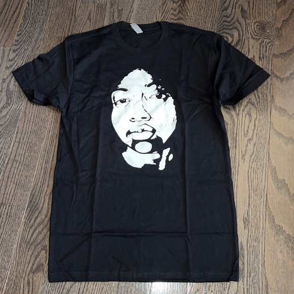 Brand New - Original E.Lize’ Design E.Lize’ T-Shirt - Picture 4 of 10